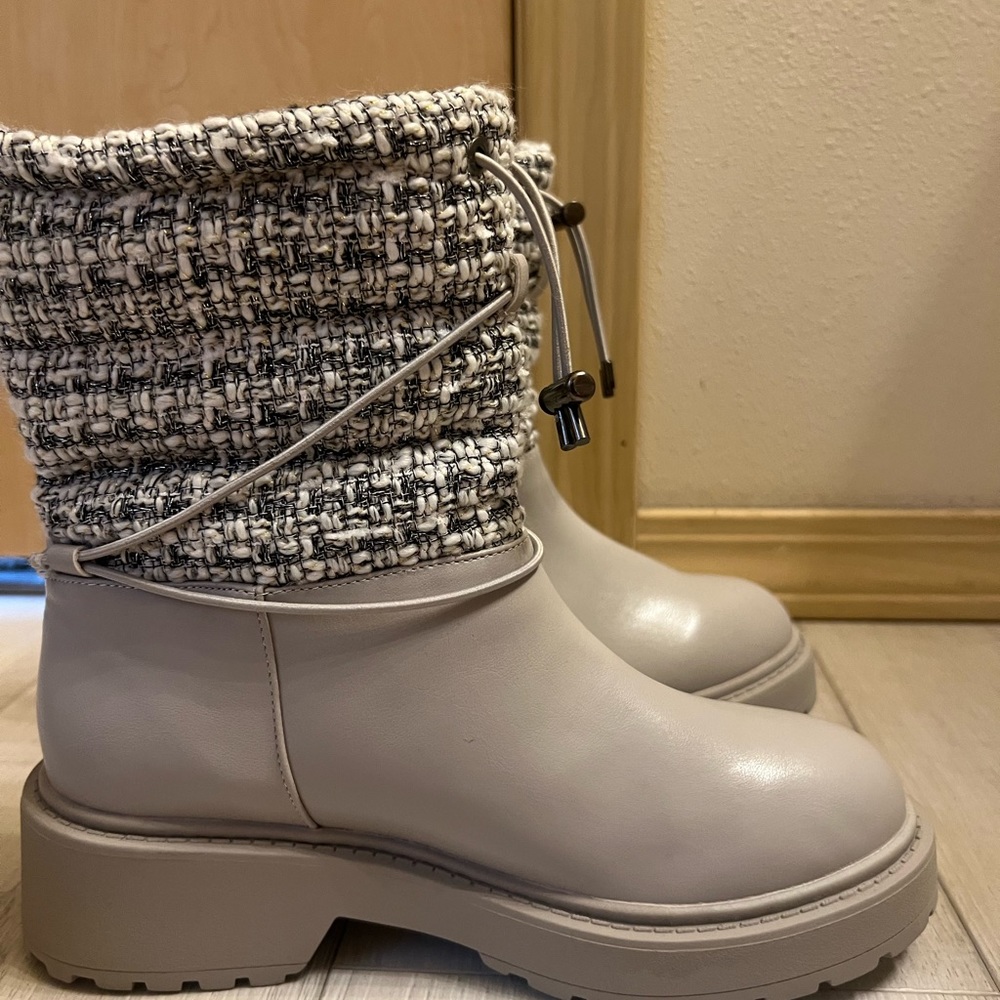 JustFab winter boots. Gray in color with a sweater top. Size: US 6/UK 4/EU 36.5 - Picture 2 of 6